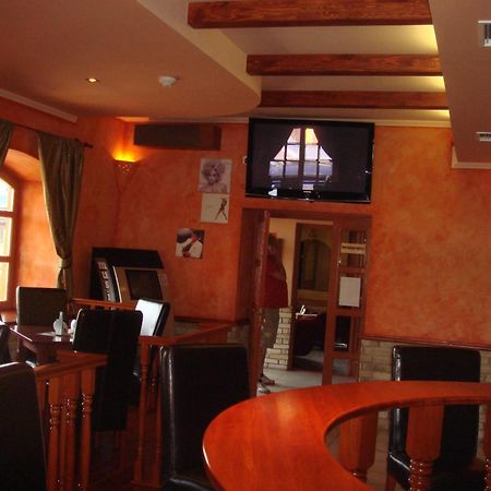Bed and Breakfast Platan Panzio Nagyszenas Exterior foto