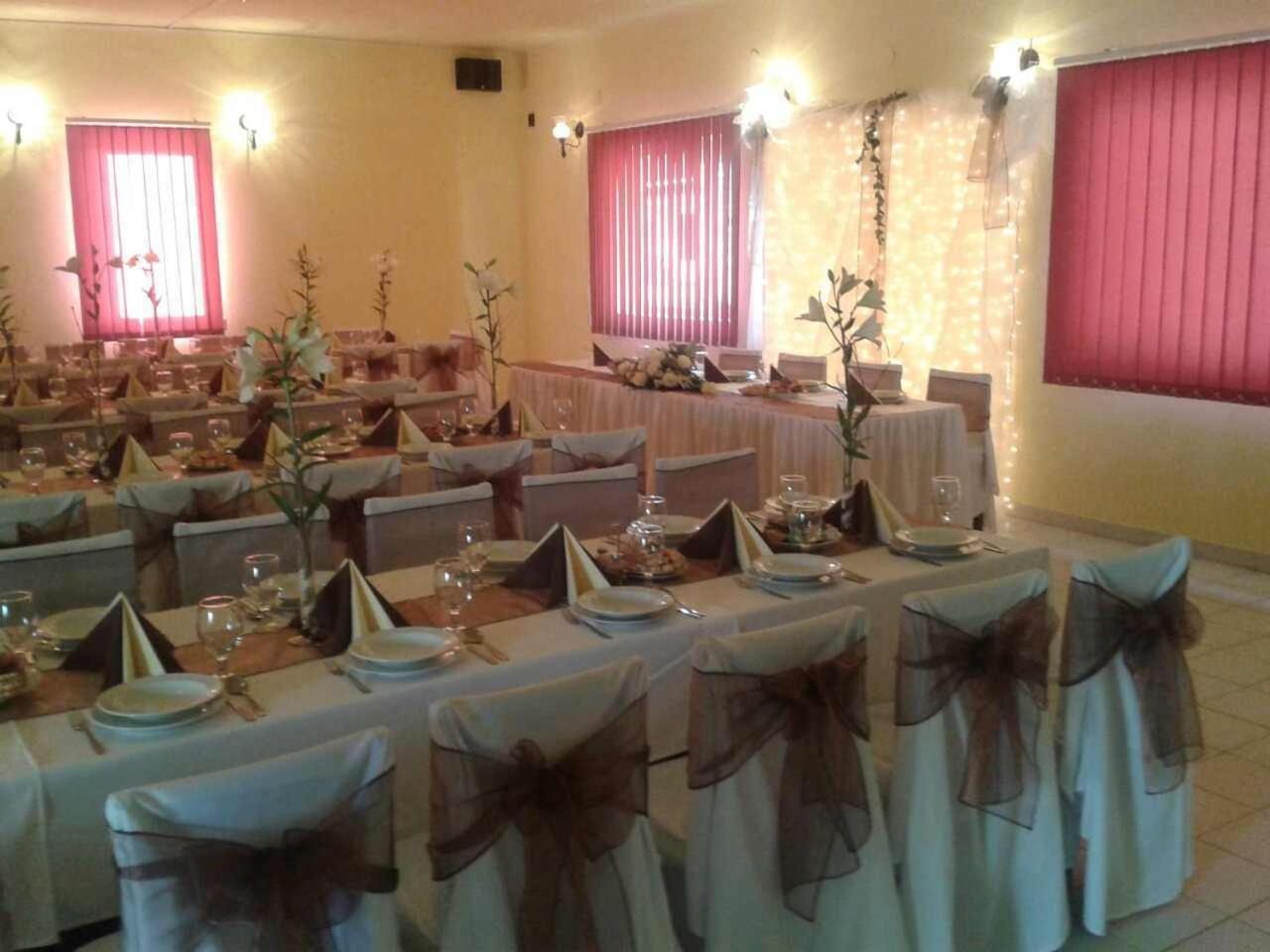 Bed and Breakfast Platan Panzio Nagyszenas Exterior foto